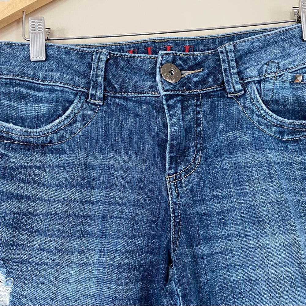 Elle Distressed Medium Wash Crop Jeans - Picture 4 of 16